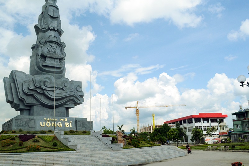 Taxi-san-bay-Noi-Bai-Uong-Bi-Dich-vu-5-sao-gia-binh-dan